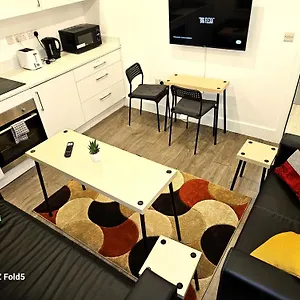 https://apt-sleephouse.brighton-hotels-england.com